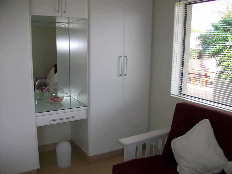 3 Bedroom Property for Sale in Hartenbos Landgoed Western Cape